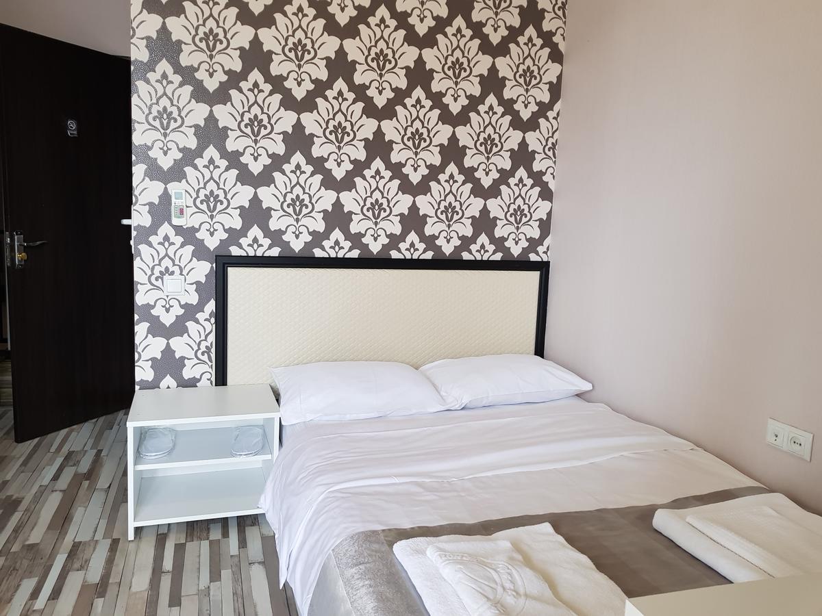 Tiflis Metekhi Hotel Extérieur photo
