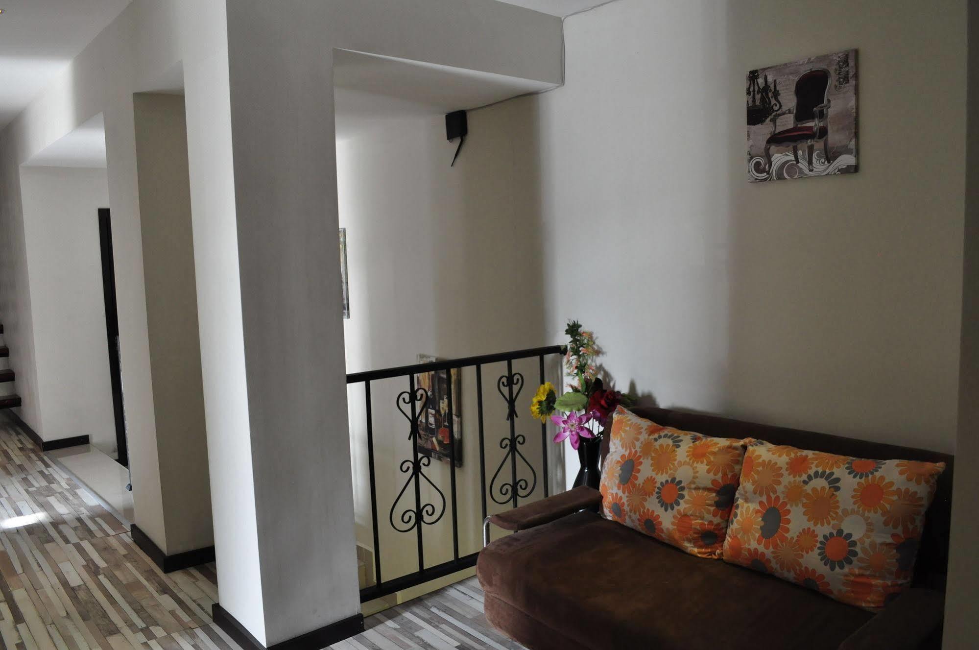 Tiflis Metekhi Hotel Extérieur photo