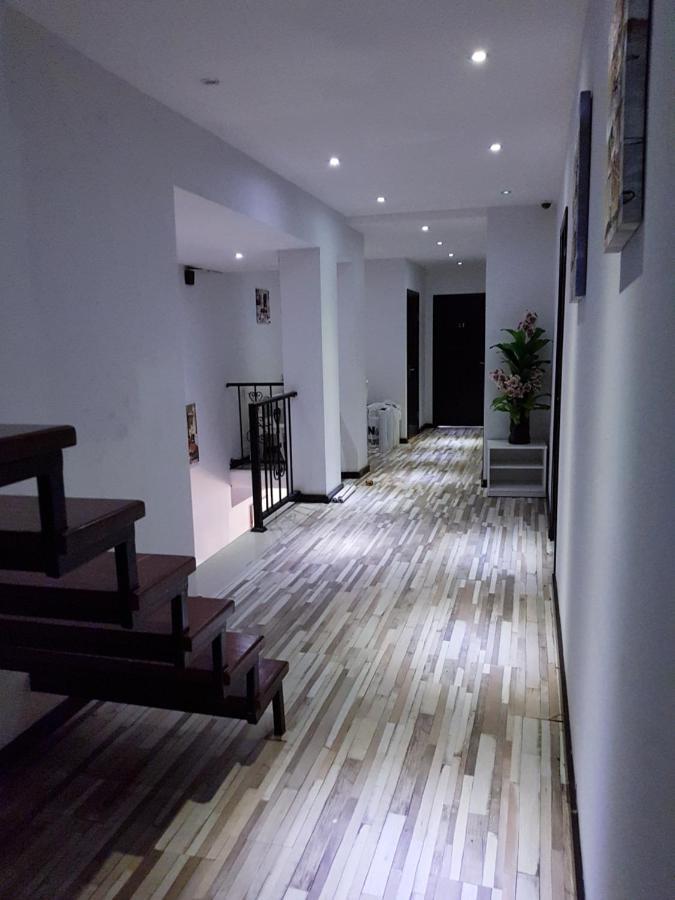 Tiflis Metekhi Hotel Chambre photo
